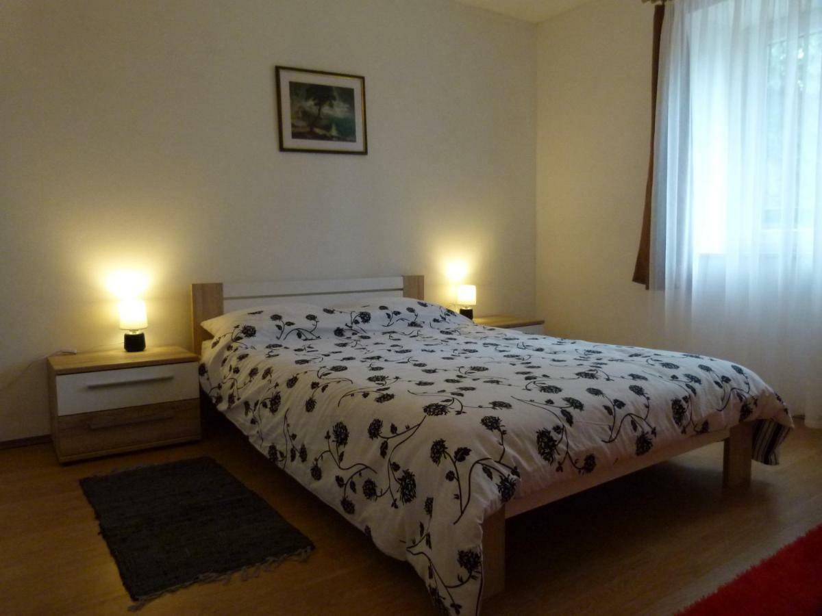 Villa Dalmatian Stone House Angela Drniš Esterno foto